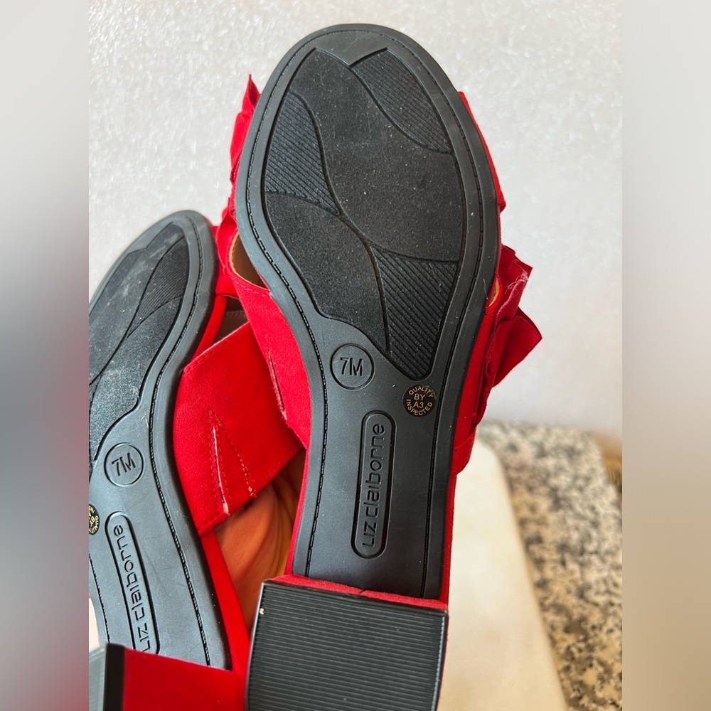 NWOT Liz Claiborne Cerika Red Block Heel Sandals - Picture 5 of 6